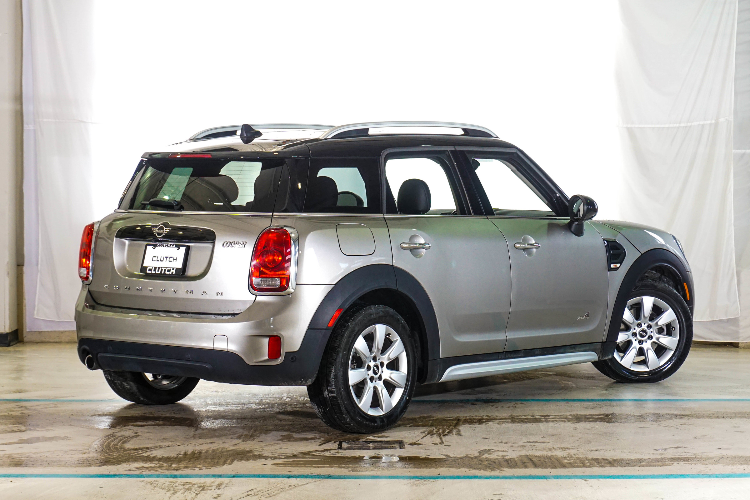 MINI Countryman Clutch